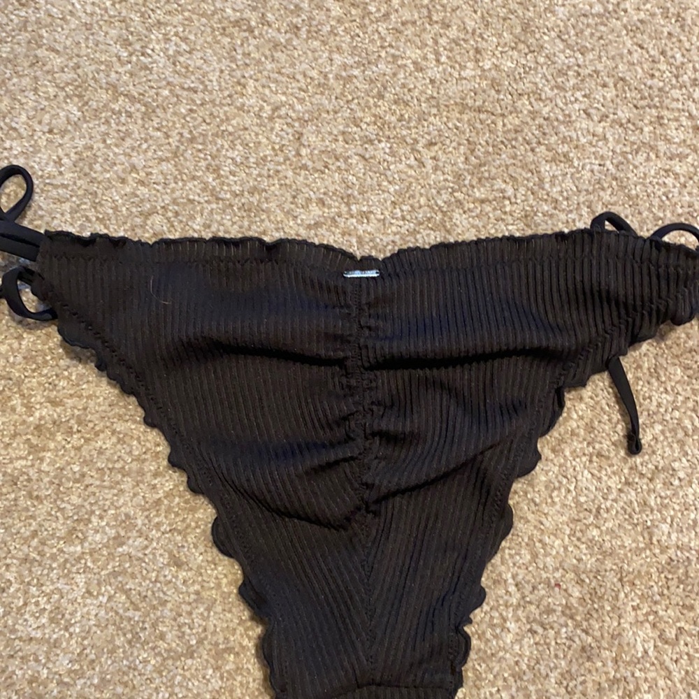 Bikini bottoms